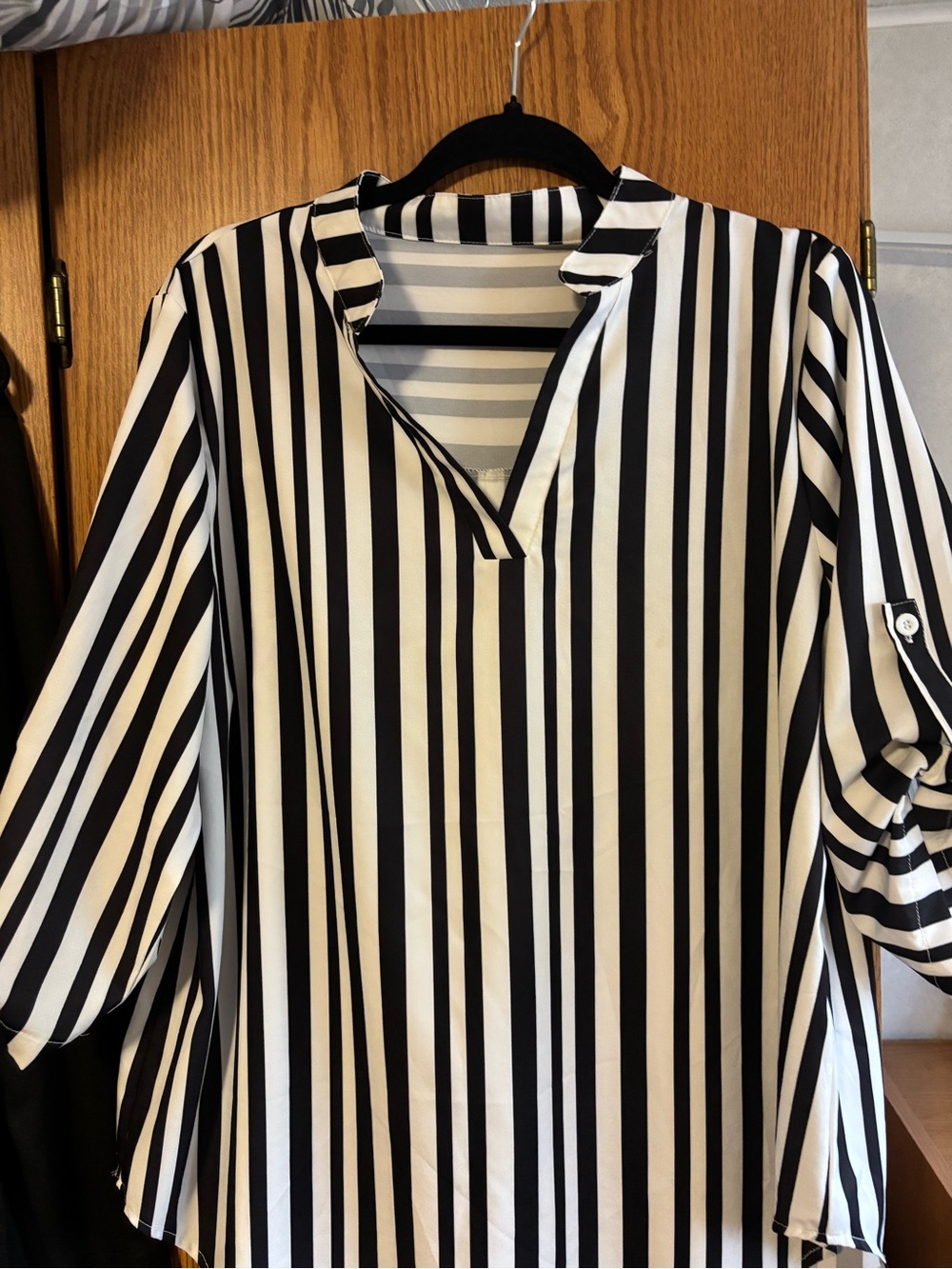 Black & White Vertical Stripe Women's Tunic Top